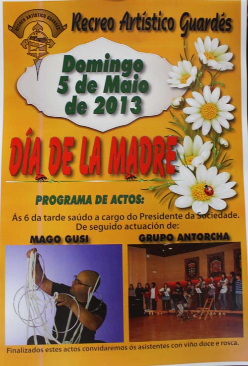 Actuacións do Mago Gusi, e do grupo musical Antorcha.