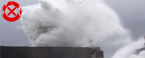 Impresionantes olas se podían divisar en la franja costera del municipio pontevedrés de A Guarda