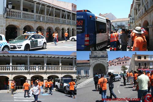 A primeira hora da mañá os corpos de seguridade realizaron o desaloxo dos afectados que pasaran a noite nas dependencias municipais