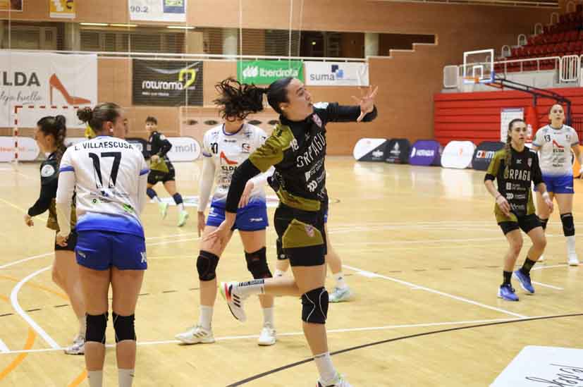 El Guard�s recupera sensaciones tras el par�n y vence al Elda Prestigio (19-22)