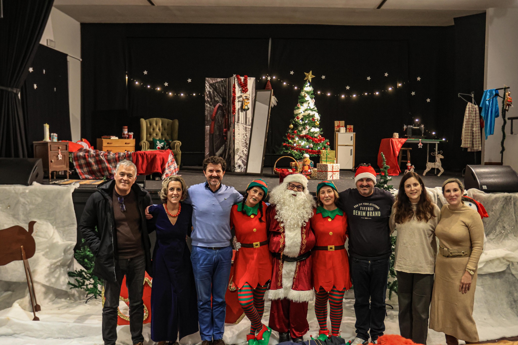 Melgaco celebr� la Navidad ofreciendo teatro a la comunidad escolar y a Centros de D�a