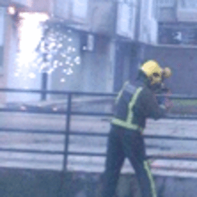 UN INCENDIO NUN CUADRO ELCTRICO MOVILIZA S EFECTIVOS DE EMERXENCIAS EN TUI