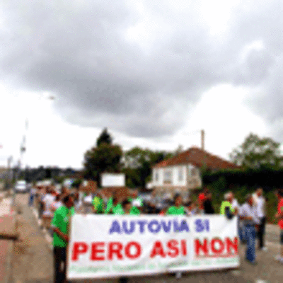 ESPECIAL - VECIOS DE AREAS MANIFESTRONSE EN CONTRA DO TRAZADO DO VIAL TUI-A GUARDA