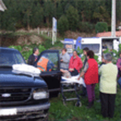 EVACUADA EN AMBULANCIA UNA DE LAS OCUPANTES DE UN TODOTERRENO QUE SE QUED SIN FRENOS EN LA SUBIDA A LA VALGA - OIA