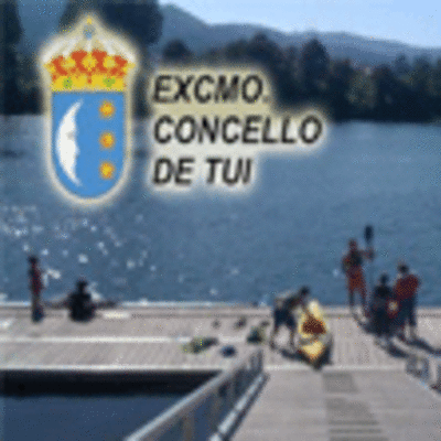 O DOMINGO CONCERTO DE -XOVES DIRECTORES DA BANDA DE MSICA DE TUI- NO PASEO DA CORREDOIRA