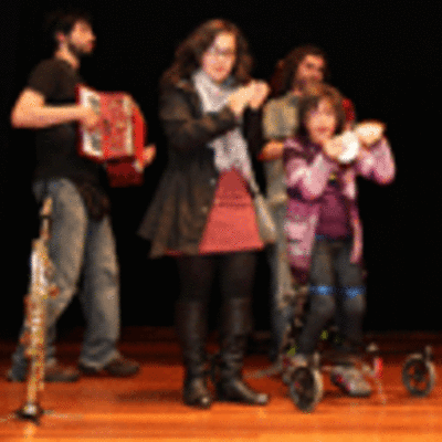 A SOLIDARIEDADE POR MARTA DESBORDA O AUDITORIO DE GOIN