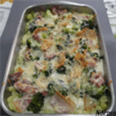 RECETA: BRECOL CON BEICON Y LECHE EVAPORADA