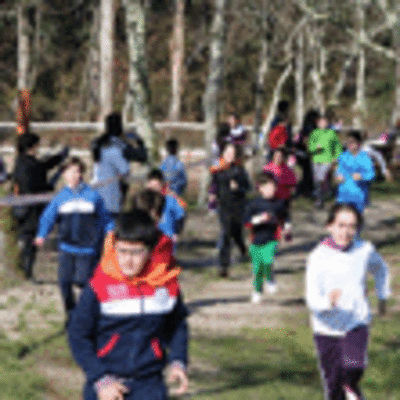 ESPECIAL - ESCOLARES DE TOMIO REALIZAN NHA CARREIRA SOLIDARIA POLA PAZ