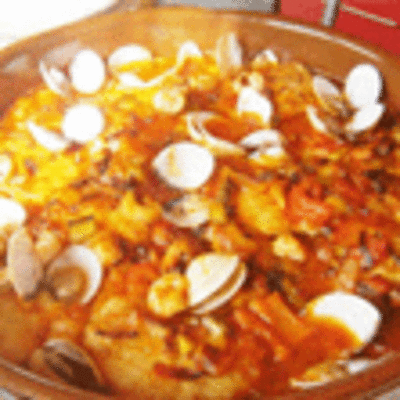 RECETA: CAZUELA DE MERLUZA CON ALMEJAS Y GAMBAS
