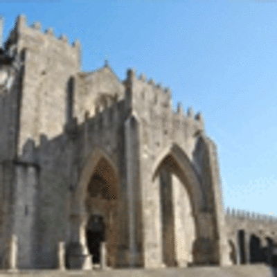 O DOMINGO CONCERTO DE SOLISTAS DA BANDA DE MSICA TUDENSE NO ADRO DA CATEDRAL