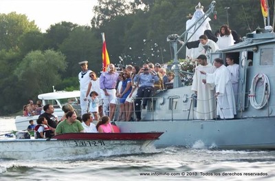ESPECIAL - MISA, PROCESIN E OFRENDA FLORAL VIRXE DO CARME 2013 EN TUI