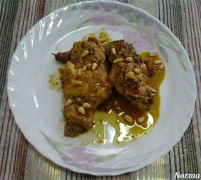 RECETA: CONEJO CON NUECES Y PIONES