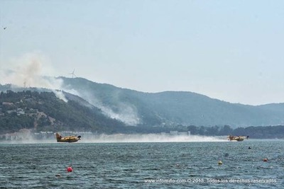 BOMBEIROS COMBATEN FOGO EN CRISTELOS-CAMINHA