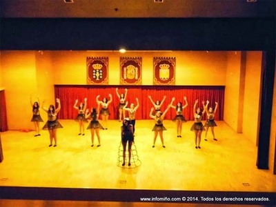 ESPECIAL - ACTUACIN DE XAMARAINA NO AUDITORIO MUNICIPAL DO ROSAL