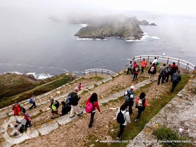 ESPECIAL - MIS DUN CENTENAR DE PERSOAS PARTICIPARON DA ANDAINA NAS ILLAS CES PROMOVIDA POLO CONCELLO DE A GUARDA
