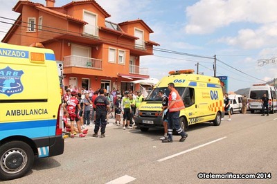 8 CICLISTAS FERIDOS A CAUSA DUN ACCIDENTE EN VILADESUSO-OIA