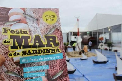 CAMINHA ACOLLE ATA O DOMINGO A FESTA DO MAR E DA SARDINHA