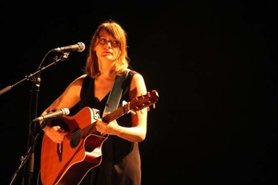 ERICA BUETTNER SOBE AO PALCO DO VALADARES DE CAMINHA ESTA QUARTA-FEIRA 