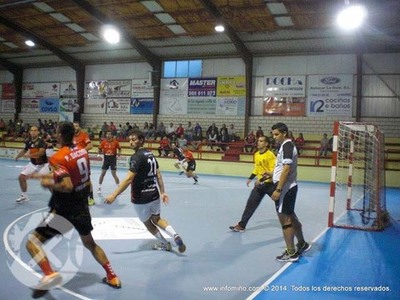 ESPECIAL - EL ACANOR ATL. NOVS SE CLASIFICA PARA LAS SEMIFINALES DE LA COPA GALICIA TRAS GANAR AL CONSTRUCCIONES CASTRO CHAPELA