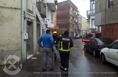 UN INCENDIO NUN CUADRO ELCTRICO MOVILIZA  GES DE A GUARDA