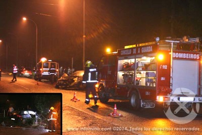 DOUS FERIDOS GRAVES E UN LEVE NUNHA COLISIN FRONTOLATERAL EN TOMIO