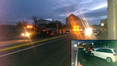 DAS PERSOAS RESULTARON FERIDAS ESTA MA NUNHA COLISIN POR ALCANCE NO ROSAL