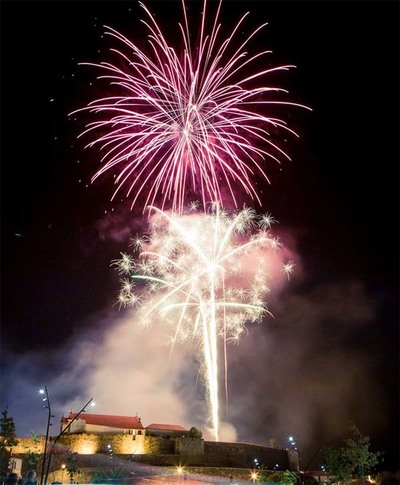 -NOITE VELHA NO CASTELO-: A MELHOR PASSAGEM DE ANO, EM VILA NOVA DE CERVEIRA 