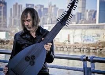 JOZEF VAN WISSEM SOBE AO PALCO DO VALADARES, TEATRO MUNICIPAL NO DIA 8 DE FEVEREIRO