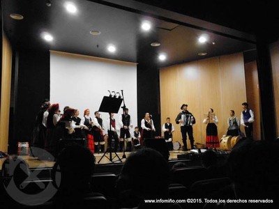 ESPECIAL -GRAN AFLUENCIA NO FESTIVAL SOLIDARIO POLA PAZ CELEBRADO ESTE DOMINGO NO ROSAL