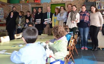 O COLEXIO RURAL AGRUPADO DE TUI  MESTRA CLARA TORRES EDITA, POR TERCEIRO ANO CONSECUTIVO, UN CALENDARIO ESCOLAR 