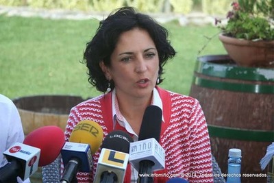 SANDRA GONZLEZ ENCABEZAR A CANDIDATURA DO BNG POR TOMIO