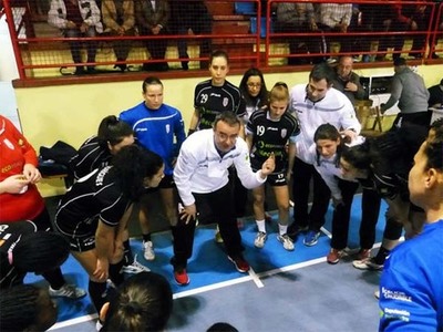 TRIUNFO DEL MECALIA ATL. GUARDS FRENTE AL CANYAMELAR VALENCIA
