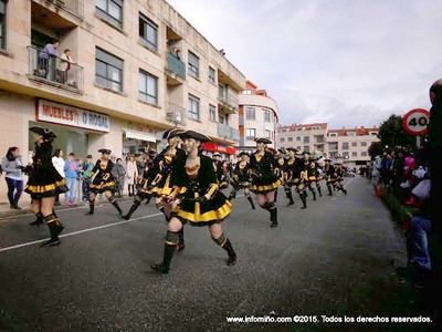 ESPECIAL - A CHOIVA DEU UNHA TREGUA NO DESFILE DE ENTROIDO DE O ROSAL