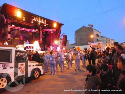 ESPECIAL - DESFILE DE ENTROIDO 2015 EN TUI