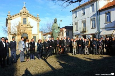VALENA EVOCOU SO TEOTNIO E RECONHECEU MRITO MUNICIPAL NO DIA DOS VALENCIANOS