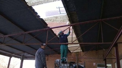 A CONSELLERA DE EDUCACIN NON ATENDE AOS CENTROS DE ENSINO DA GUARDA