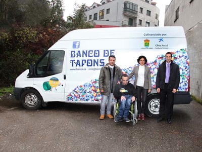 BANTA, BANCO DE TAPNS, PRESENTA VEHCULO PARA O DESPRAZAMENTO DE GRANDES CANTIDADES DE TAPNS