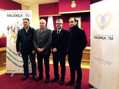 O CONCELLO DE TUI E A CMARA DE VALENA PRESENTARON O CALENDARIO DE ACTIVIDADES DEPORTIVAS DA EUROCIDADE PARA O ANO 2015