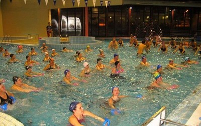 PISCINA GRTIS NO DIA DA MULHER EM VALENA