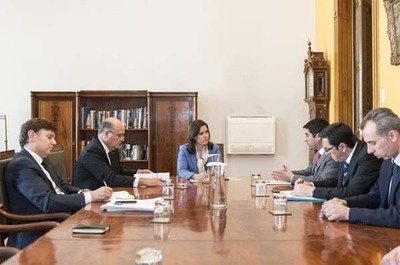 MIGUEL ALVES DEBATEU EM LISBOA A PESCA ARTESANAL COM A MINISTRA DA AGRICULTURA E DO MAR