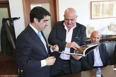 MIGUEL ALVES RECEBEU MAJID ALMULLA