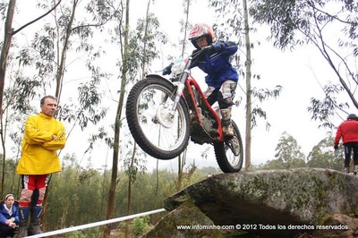 O ROSALEIRO GABRIEL MARCELLI POSICINASE NO 5 POSTO DA CLASIFICACIN NO CAMPIONATO DE ESPAA DE TRIAL NA CATEGORIA JUNIOR
