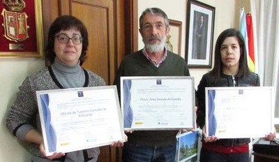 O CONCELLO DA GUARDA RENOVA O DISTINTIVO DE CALIDADE DO SICTED PARA A OFICINA DE TURISMO E PARA AS PRAIAS DE -AREA GRANDE- E -O MUO-