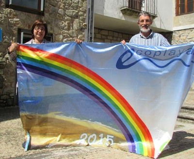 A PRAIA DE -O MUO-, DA GUARDA, ACADA A BANDEIRA  -ECOPLAYA- QUE CERTIFICA A SA CALIDADE AMBIENTAL