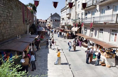 APRAZADA A XIX FEIRA DE ARTESANA DE TUI POLAS ADVERSAS CONDICINS METEOROLXICAS