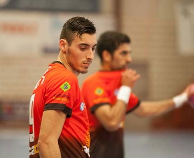 PAULO DACOSTA ABANDONA EL ACANOR PARA REFORZAR AL FRIGORFICOS CANGAS