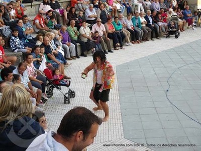ESPECIAL - A GUARDA ACOLLEU A OBRA TEATRAL -A VERDADEIRA HISTORIA DE ROBISON CRUSOE E VENRES-