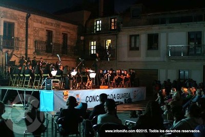 ESPECIAL- A BANDA DE MSICA DA AGRUPACIN MUSICAL DE A GUARDA OFRECEU UN -CONCERTO DE PELCULA-CONCERTO DE PELCULA