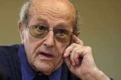 MANOEL DE OLIVEIRA E JESU�TAS EM DESTAQUE EM CAMINHA