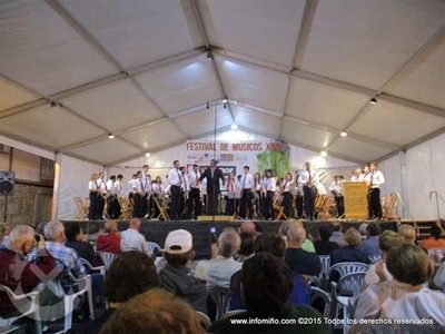 ESPECIAL - O ROSAL ACOLLEU A XXVI EDICIN DO FESTIVAL DE MSICOS XOVES